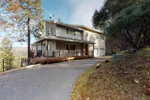 Pine Mountain Getaway (02-461) - La Grange