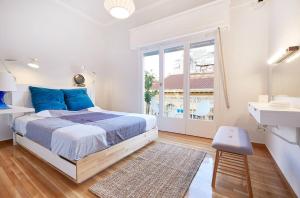 Chloe Boutique Apartments Metropolis