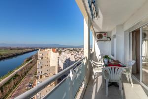Apartamento de dos habitaciones con vistas al mar