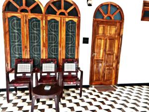 Palm Beach Resort by Yosha Guest