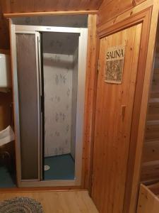 Liten timmerstuga i Sälen