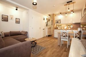 Apartment HostGost at DreamView Apartment Kopaonik Serbia