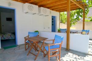 Jimmy's Studios Milos Greece