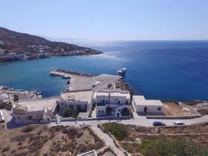 Vrahos Rooms - Studios Sikinos Greece