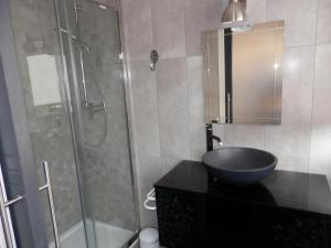 Appart'hotels Appart-hotel Chanzy / Angouleme : photos des chambres