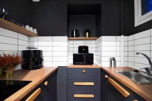 Downtown by Urbanesq