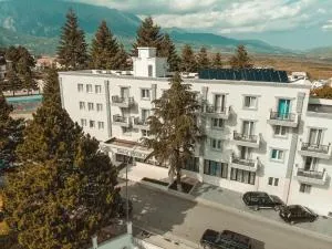 Hotel Turizem Shkelzeni - Bajram Curri