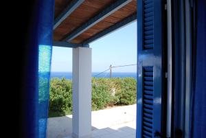 BAY VIEW STUDIO Syros Greece