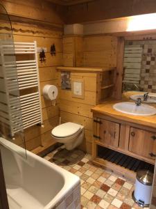 Hotels Hotel Restaurant de la Chaussee : Chambre Quadruple