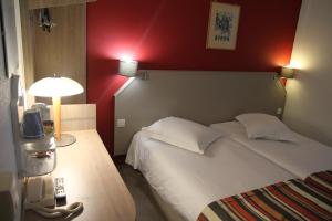 Hotels Doubs Hotel - Besancon Ecole Valentin : Chambre Lits Jumeaux