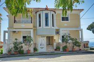 Athanasia Studios Alonissos Greece