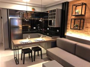 Estudio completo no coração do Batel