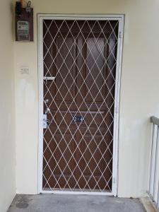 Home stay Bayu Emas Appartment, Batu Ferringhi