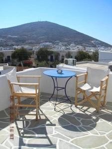 Irene Rooms Folegandros Greece