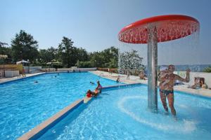 Albatross Mobile Homes on Camping Bijela Uvala 