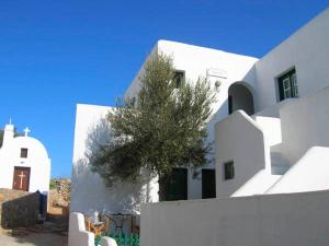 Irene Rooms Folegandros Greece