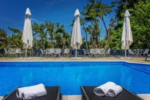 Ξενοδοχείο Λέανδρος (Leandros Hotel)