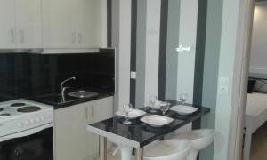 Milos Apartment Heraklio Greece