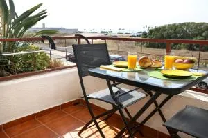 Like-home-T1 Apt-Sea View, near the beach - Carcavelos
