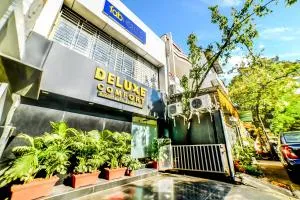 FabExpress Deluxe Comfort - Nr Kokilaben Hospital - Mumbai