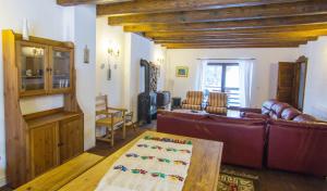 Charming Chalet Timisu de Sus