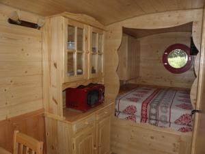 Campings Provence Roulottes : photos des chambres