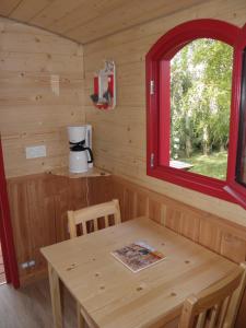 Campings Provence Roulottes : photos des chambres