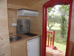 Campings Provence Roulottes : photos des chambres