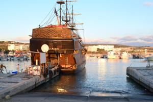 Ocean Dreams Suites - By the Harbour