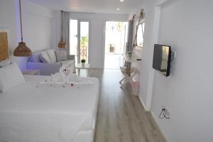 Ocean Dreams Suites - By the Harbour