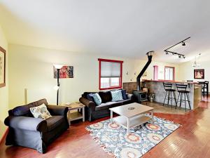 Three-Bedroom House room in Nw Ogden Home Home
