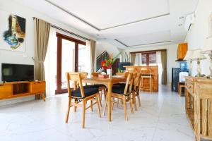 The Ocean Views Luxury Villas & Apartment