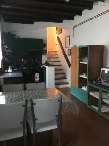 Elena - Borgo Malpasso