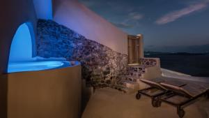 Armeni Luxury Villas Santorini Greece