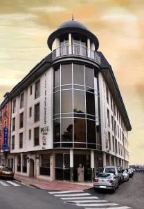 Hotel Villa de Cacabelos - Carracedo del Monasterio