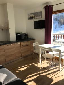 Appartements Montgenevre Neige et Golf coquet studio 4 pers maxi : photos des chambres