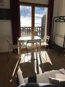 Appartements Montgenevre Neige et Golf coquet studio 4 pers maxi : photos des chambres