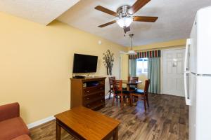 Two-Bedroom Suite room in Jade Tree Cove by Capital Vacations