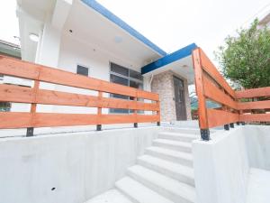 冲绳岛 Villa Suite HANA 2Bed room まるまる1棟貸切#北部観光に最適な立地 1星级 住宿 大堂