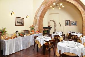 Porto Del Colombo Traditional Boutique Hotel Chania Greece