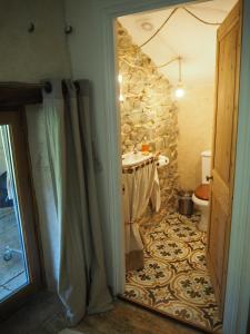 Sejours chez l'habitant Le Chatel en Beaujolais : photos des chambres
