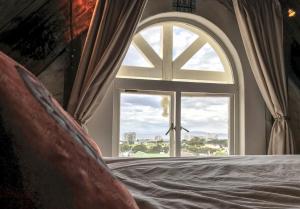 Braeside House Apartments