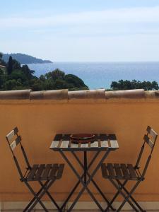 Duplex Vue sur Mer et Pieds dans leau Plage de Pramousquier