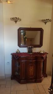 ''EPAVLIS boutique GALAXIDI'' Parnassos Greece