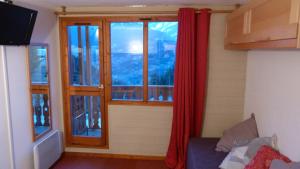 LOCATION STUDIO 4 PERSONNES VALFREJUS - Les Melezets 1