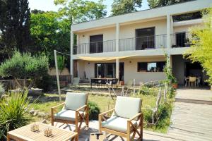 Villas Maison d'architecte avec vue sur les Alpilles : photos des chambres