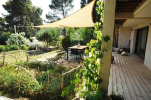 Villas Maison d'architecte avec vue sur les Alpilles : photos des chambres