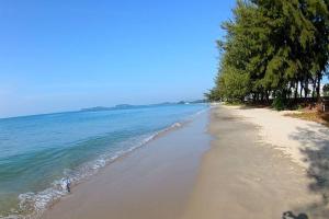 Grandblue Condominium 708