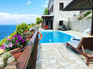 Milos Paradise Luxury Villas Lefkada Greece