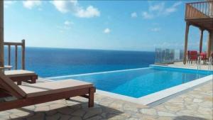 Milos Paradise Luxury Villas Lefkada Greece